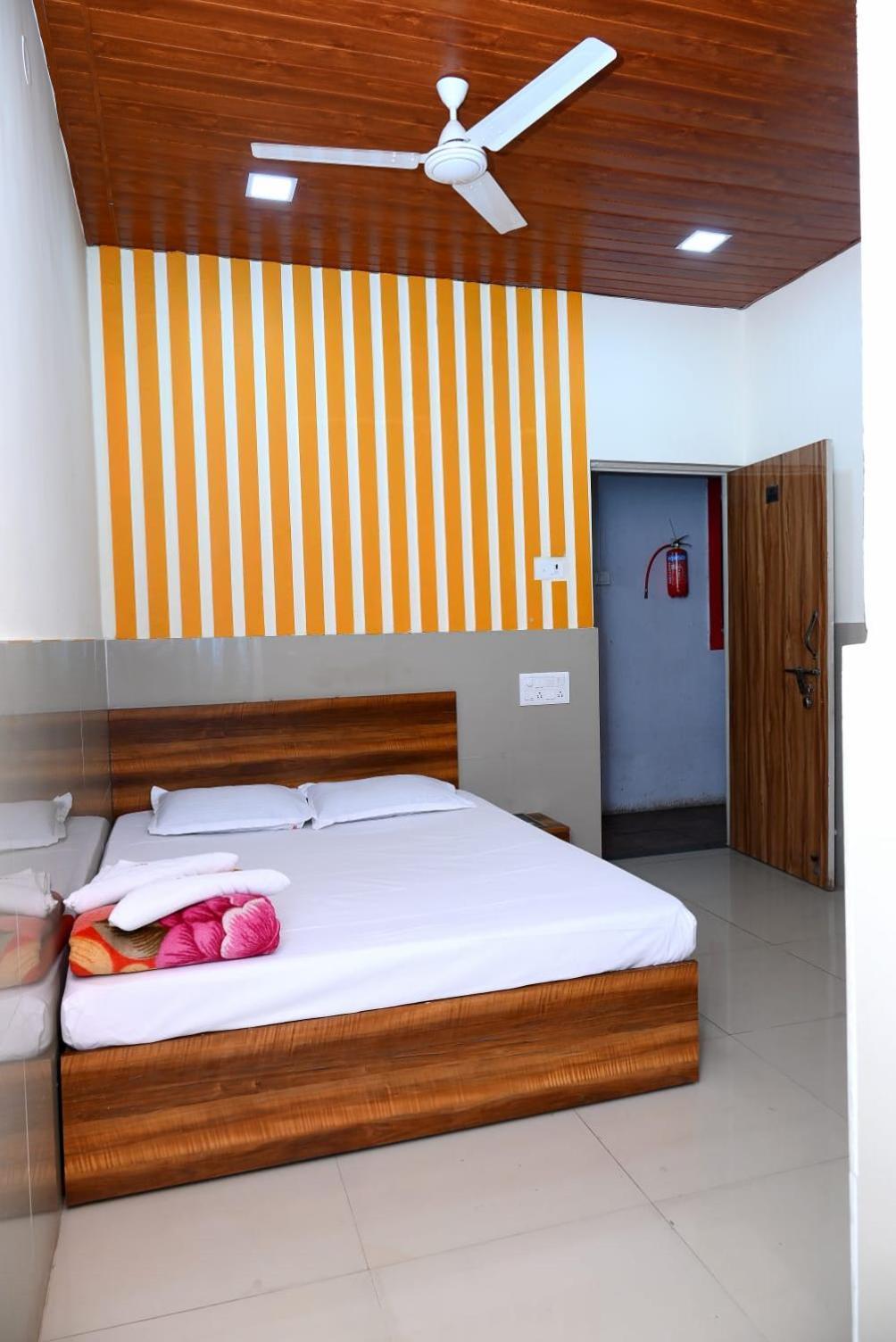 P P Lodging Pune Exterior photo
